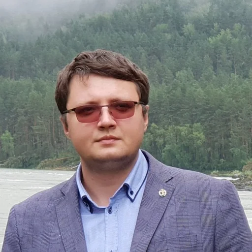 Лукашин Виктор Егорович