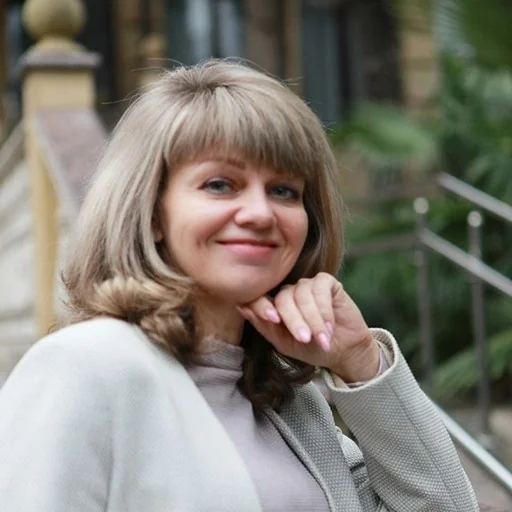 Шарапова Елена Аркадьевна