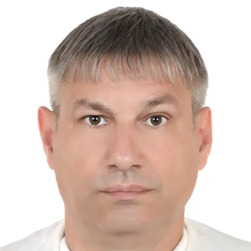 Ларионов Андрей Александрович